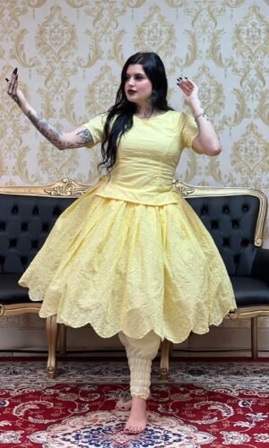 Bata Broderi Amarelo 306